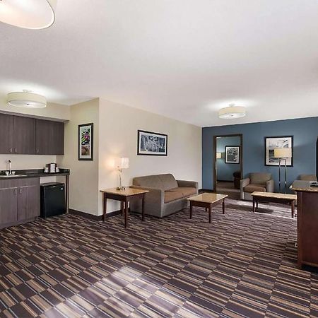 Baymont By Wyndham Elizabeth City Kültér fotó